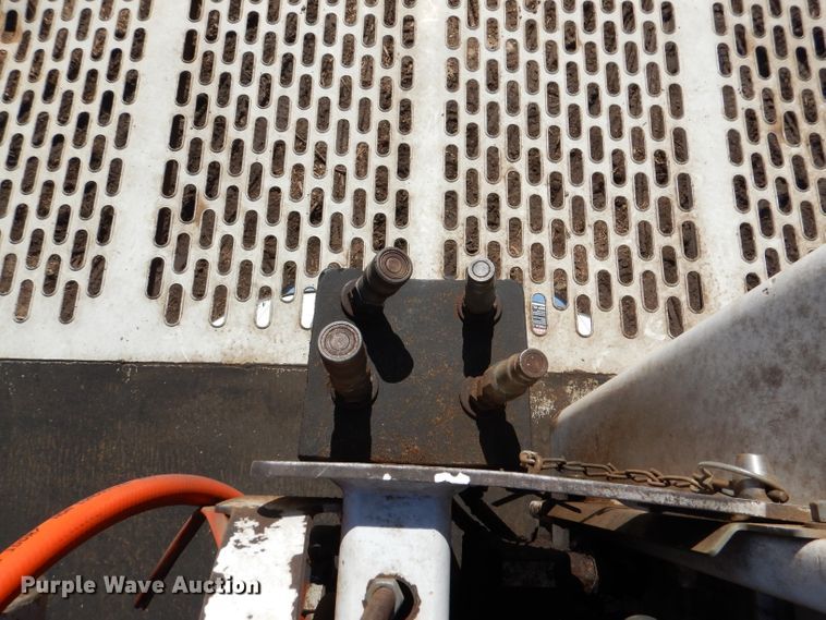 image for item DL4849 2006 International 4200  forestry bucket truck