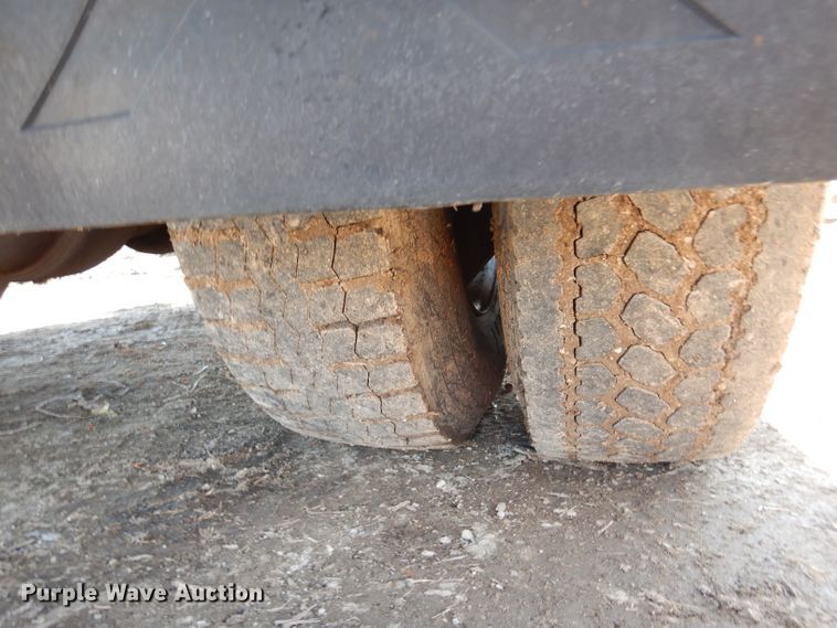 image for item DL4849 2006 International 4200  forestry bucket truck