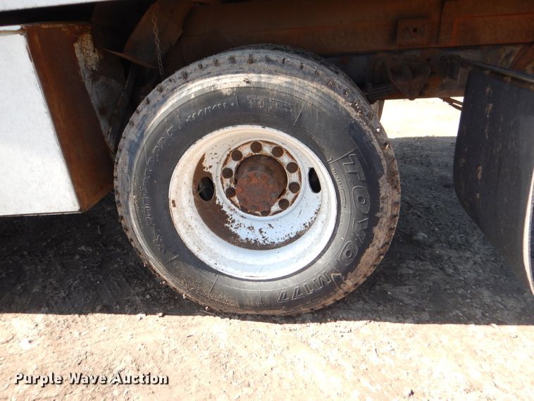 image for item DL4849 2006 International 4200  forestry bucket truck