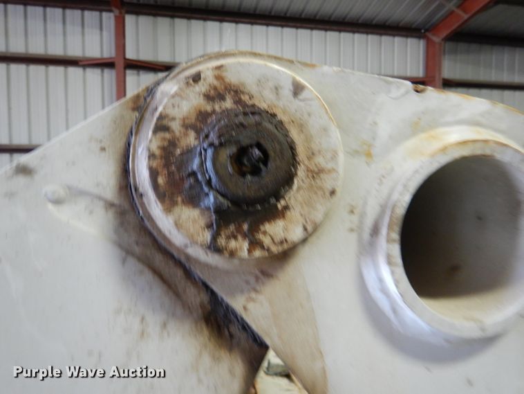 image for item DL4853 2011 Bobcat S650  skid steer loader