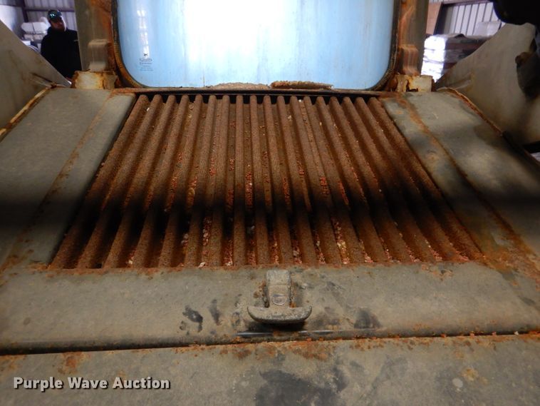 image for item DL4853 2011 Bobcat S650  skid steer loader