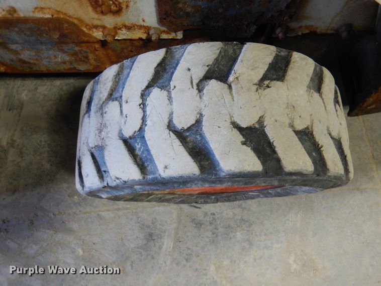 image for item DL4853 2011 Bobcat S650  skid steer loader