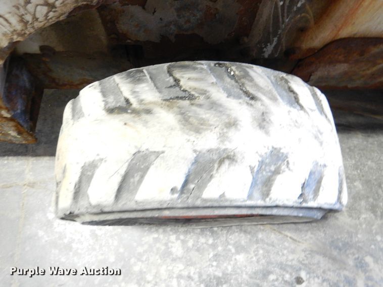 image for item DL4853 2011 Bobcat S650  skid steer loader