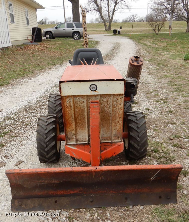 image for item DL4864 Ditch Witch J20  trencher