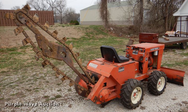 image for item DL4864 Ditch Witch J20  trencher