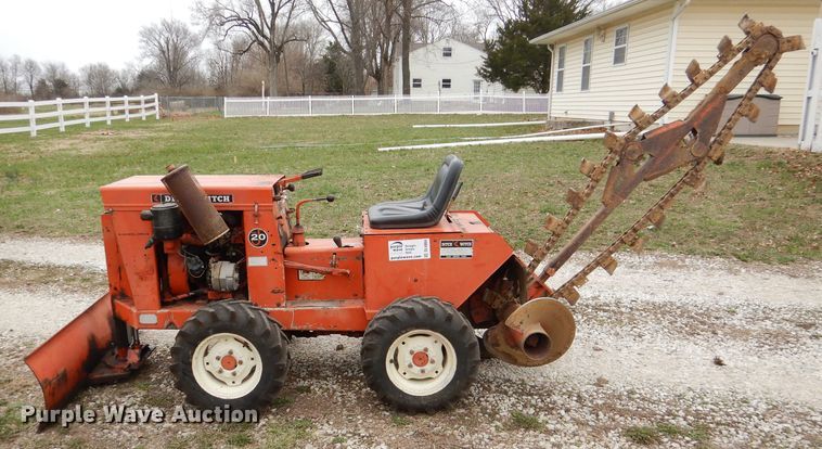 image for item DL4864 Ditch Witch J20  trencher