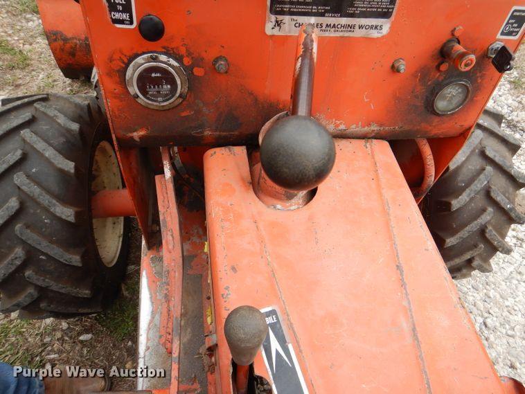 image for item DL4864 Ditch Witch J20  trencher