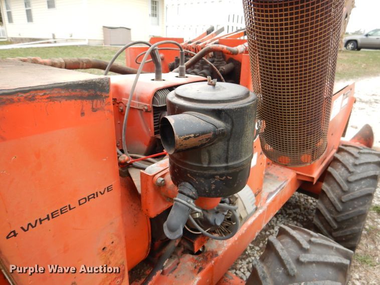 image for item DL4864 Ditch Witch J20  trencher