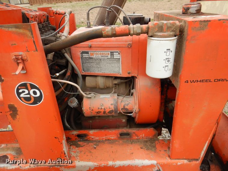 image for item DL4864 Ditch Witch J20  trencher