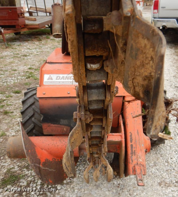 image for item DL4864 Ditch Witch J20  trencher