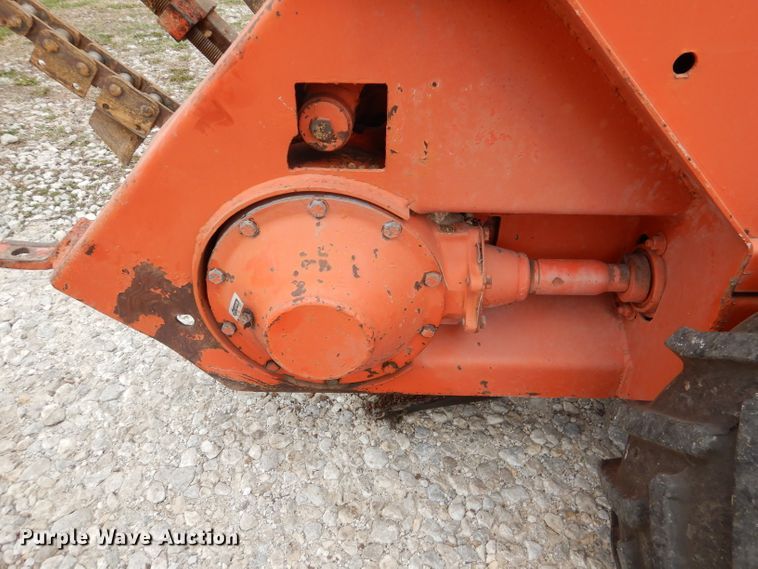 image for item DL4864 Ditch Witch J20  trencher