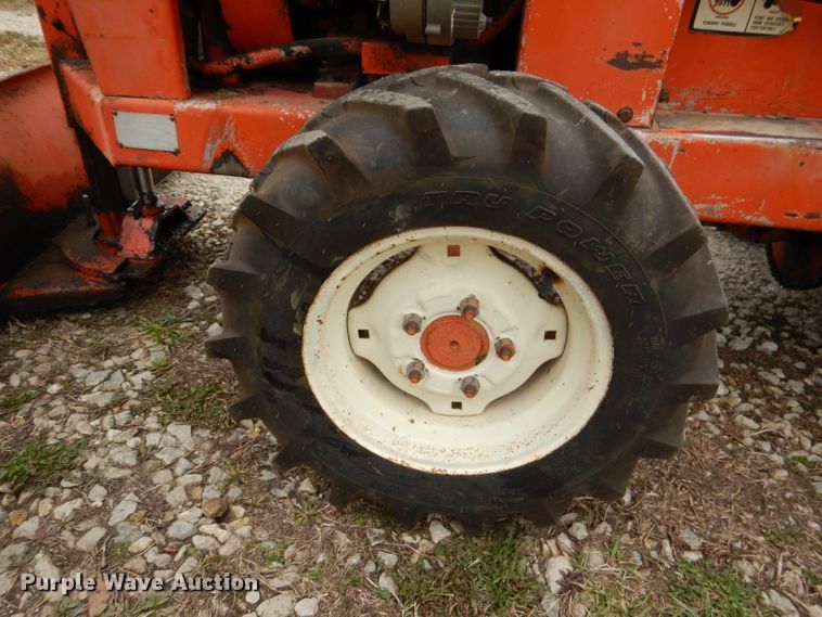 image for item DL4864 Ditch Witch J20  trencher