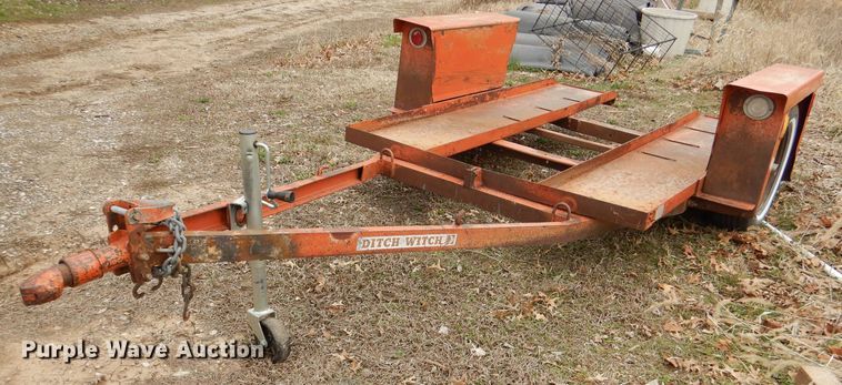 image for item DL4864 Ditch Witch J20  trencher