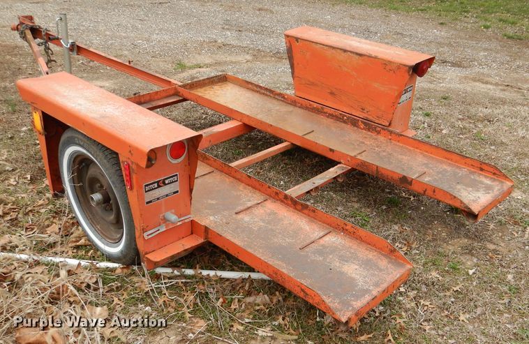 image for item DL4864 Ditch Witch J20  trencher