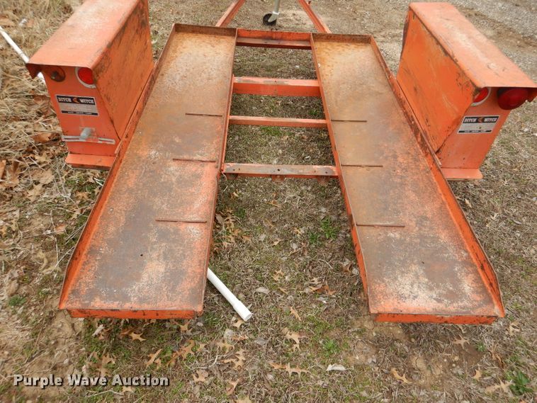 image for item DL4864 Ditch Witch J20  trencher