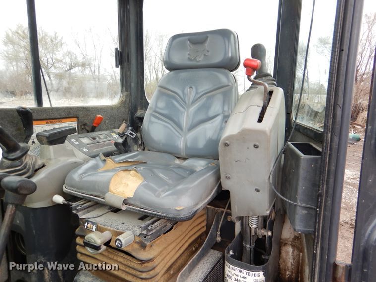 image for item DL4890 2007 Bobcat 435  mini excavator