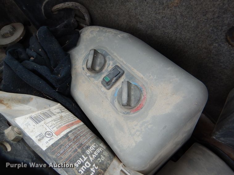 image for item DL4890 2007 Bobcat 435  mini excavator