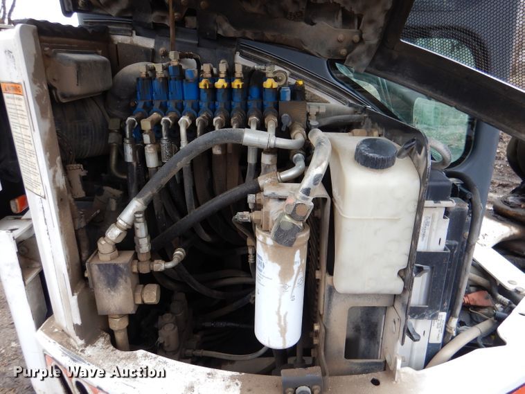 image for item DL4890 2007 Bobcat 435  mini excavator