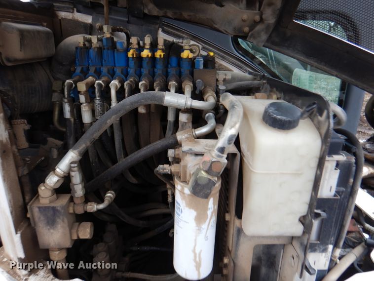 image for item DL4890 2007 Bobcat 435  mini excavator