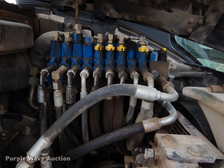 image for item DL4890 2007 Bobcat 435  mini excavator