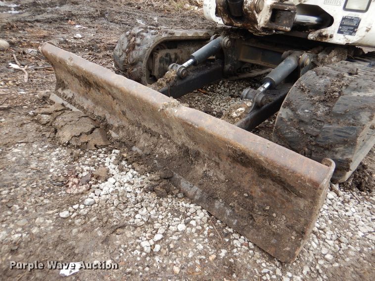 image for item DL4890 2007 Bobcat 435  mini excavator