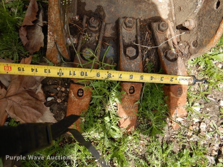 image for item DL4890 2007 Bobcat 435  mini excavator