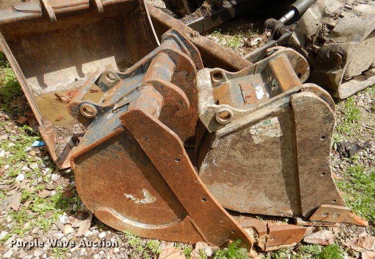 image for item DL4890 2007 Bobcat 435  mini excavator