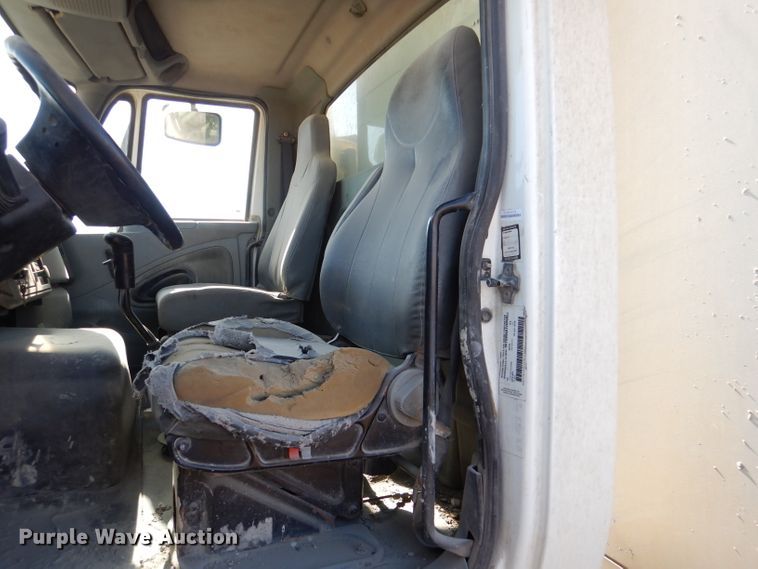 image for item DL4918 2006 International 7600  vacuum truck