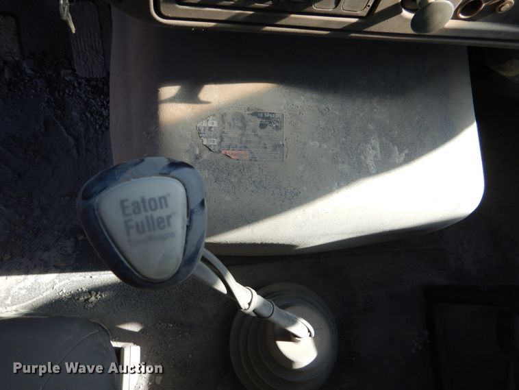 image for item DL4918 2006 International 7600  vacuum truck