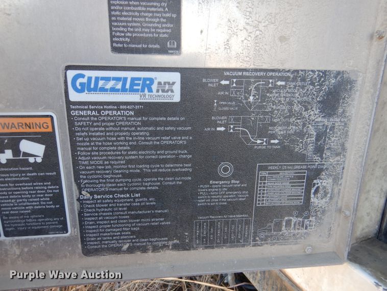 image for item DL4918 2006 International 7600  vacuum truck