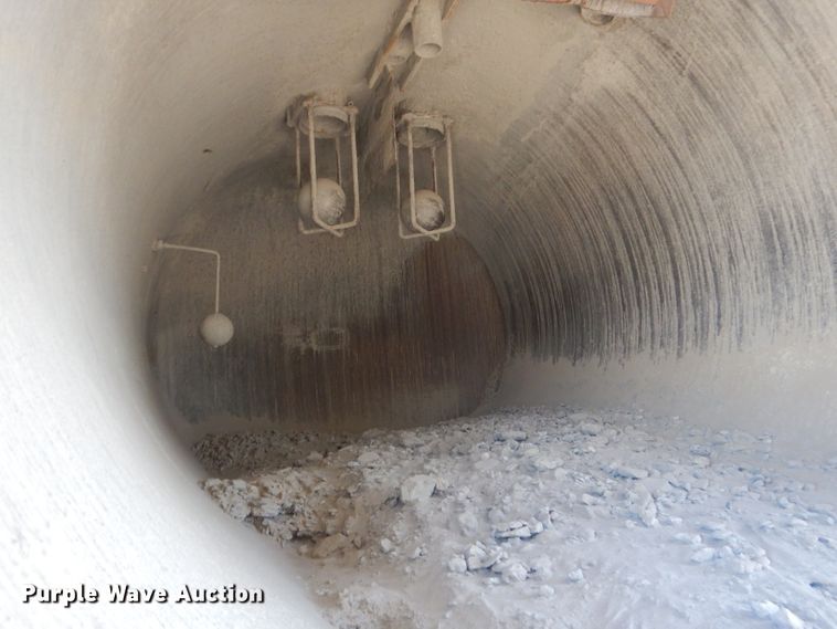 image for item DL4918 2006 International 7600  vacuum truck