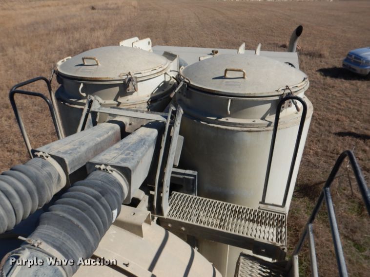 image for item DL4918 2006 International 7600  vacuum truck