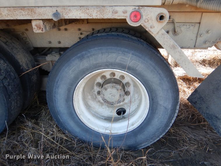 image for item DL4918 2006 International 7600  vacuum truck