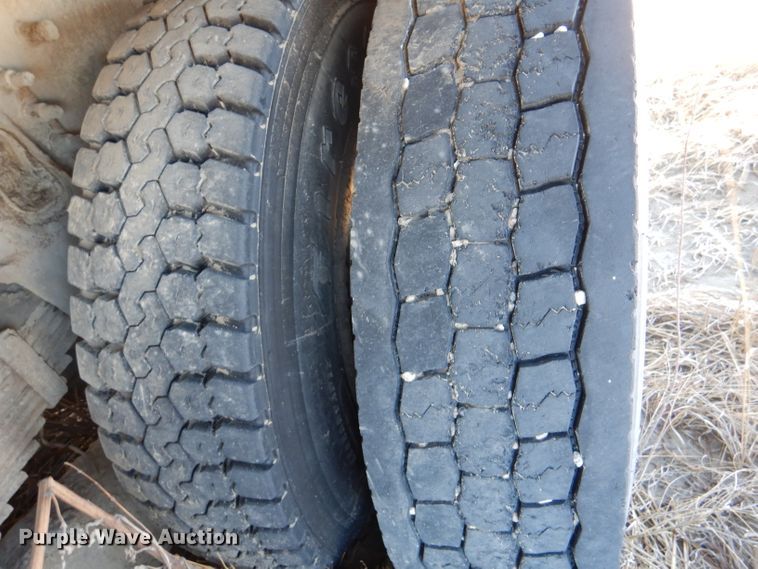 image for item DL4918 2006 International 7600  vacuum truck