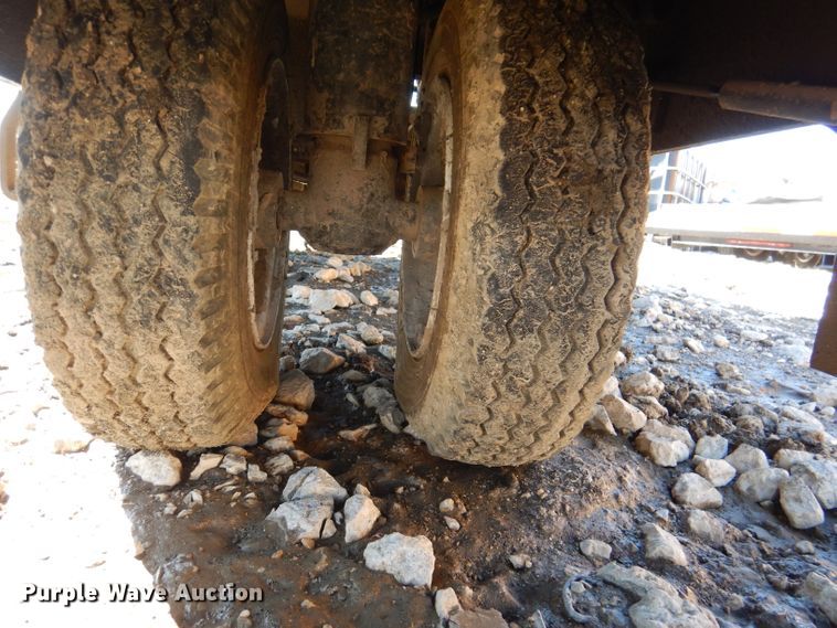 image for item DL4920 Toro MB1600  concrete buggy