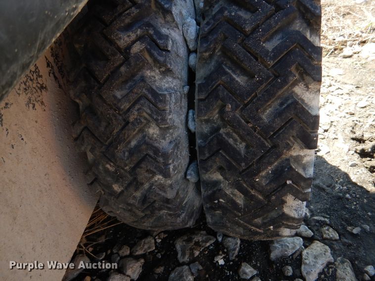 image for item DL4921 Toro MB1600  concrete buggy