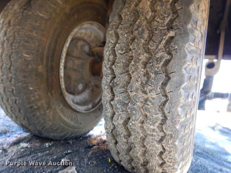 image for item DL4921 Toro MB1600  concrete buggy