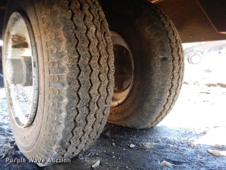 image for item DL4921 Toro MB1600  concrete buggy