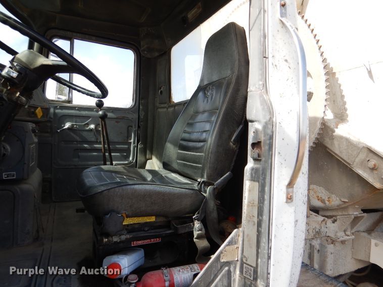 image for item DL4932 1986 Mack DM685S  ready mix truck