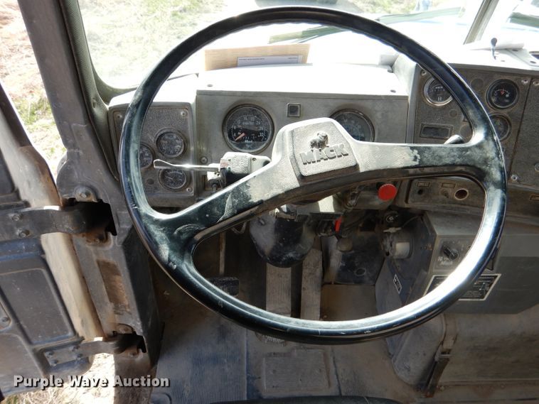 image for item DL4932 1986 Mack DM685S  ready mix truck