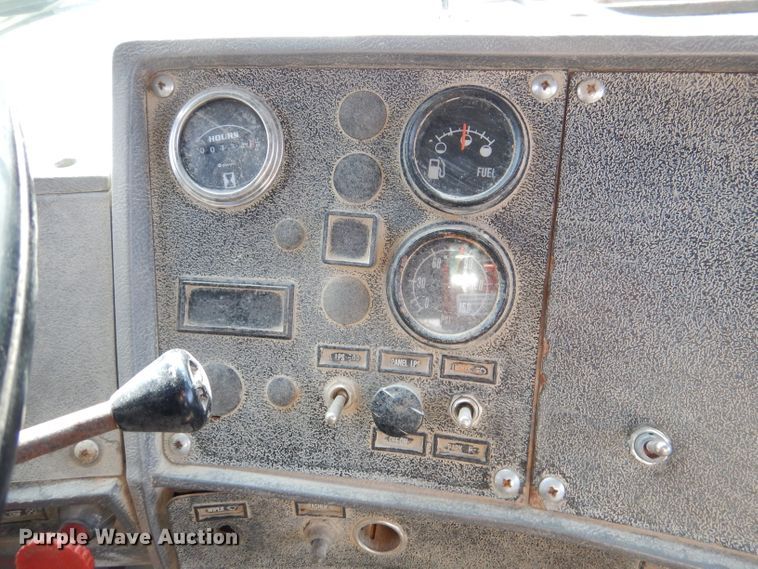 image for item DL4932 1986 Mack DM685S  ready mix truck