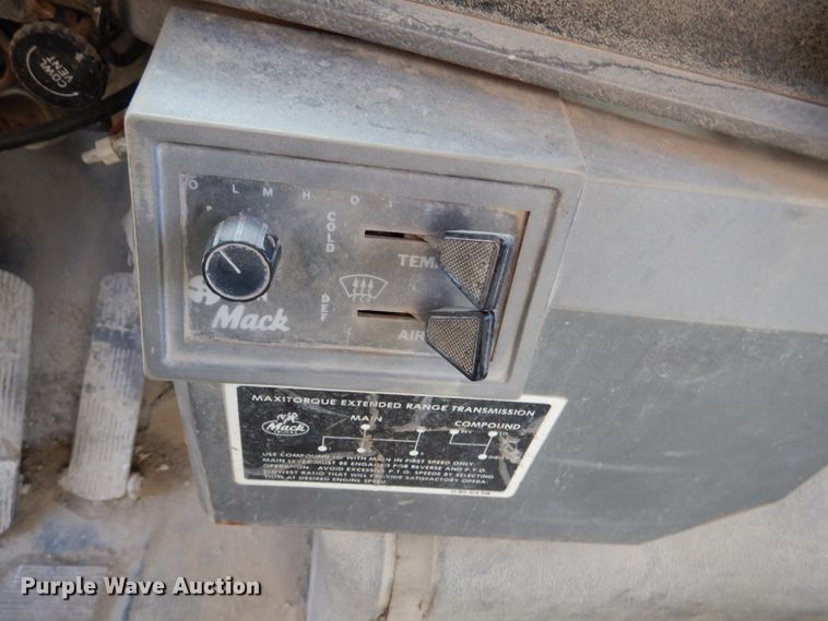 image for item DL4932 1986 Mack DM685S  ready mix truck