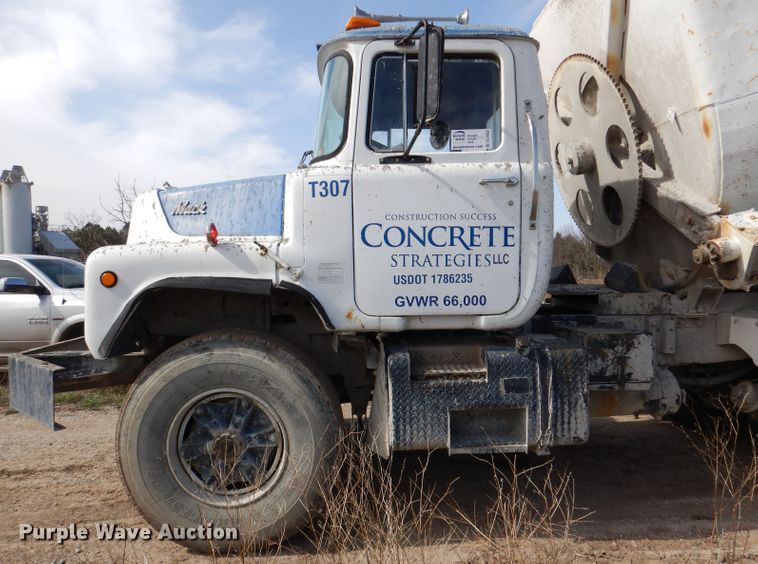 image for item DL4932 1986 Mack DM685S  ready mix truck