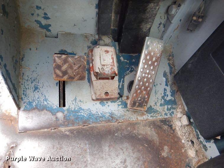 image for item DL4935 2000 Gradall 524D-3S  telehandler