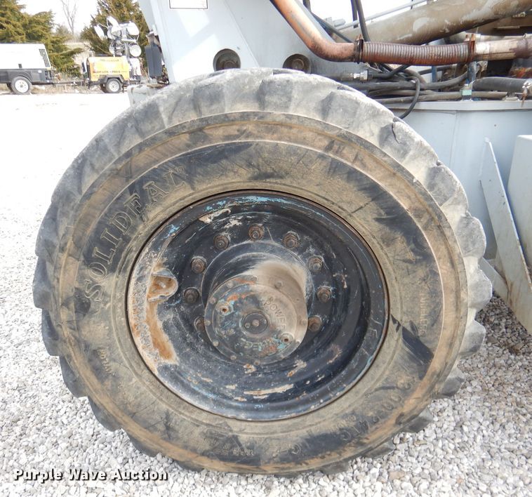 image for item DL4935 2000 Gradall 524D-3S  telehandler