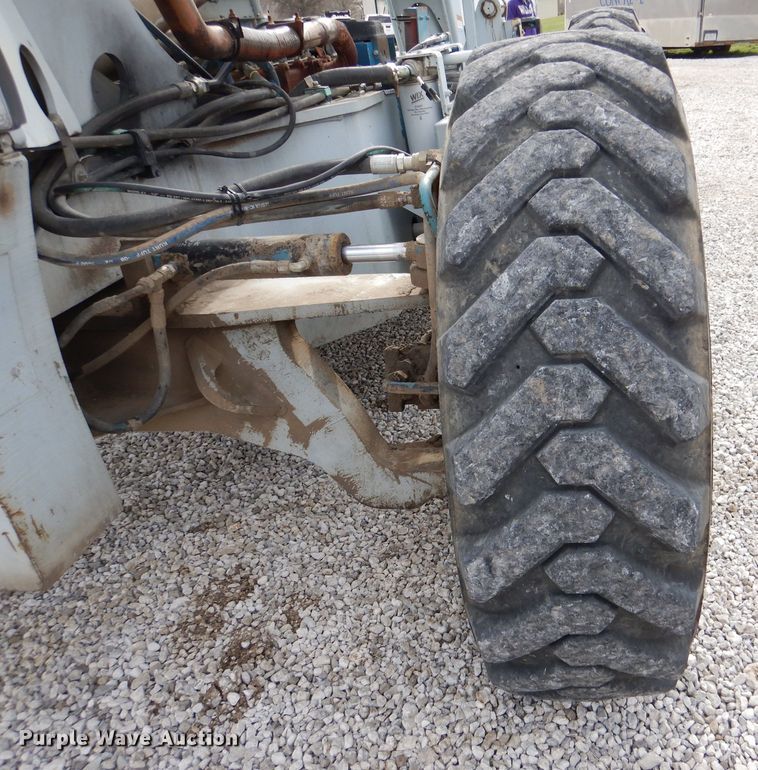 image for item DL4935 2000 Gradall 524D-3S  telehandler