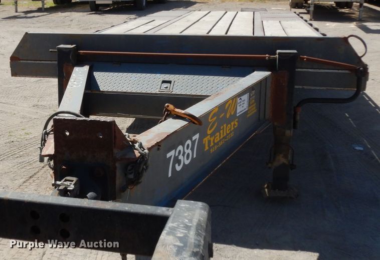 image for item DM2828 2008 EW Trailers  equipment trailer