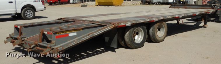 image for item DM2828 2008 EW Trailers  equipment trailer