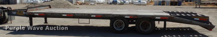 image for item DM2828 2008 EW Trailers  equipment trailer
