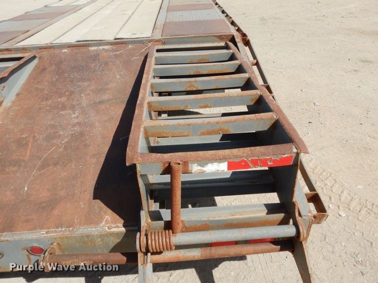 image for item DM2828 2008 EW Trailers  equipment trailer
